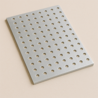 Алюминиевый перфорированный лист Qg 10х15х1 мм АМГ3Н2