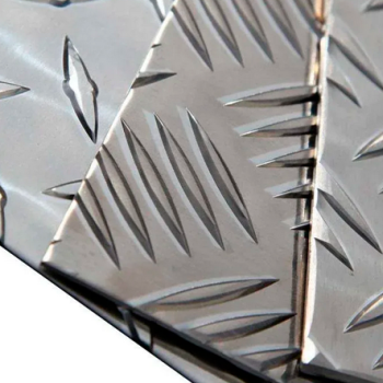 Лист нержавеющий рифленый 2,5х800х1500 мм 08Х17Т в наличии в Туле