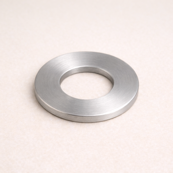 Шайба нержавеющая М4 А2 DIN 9021 кузовная в наличии в Туле